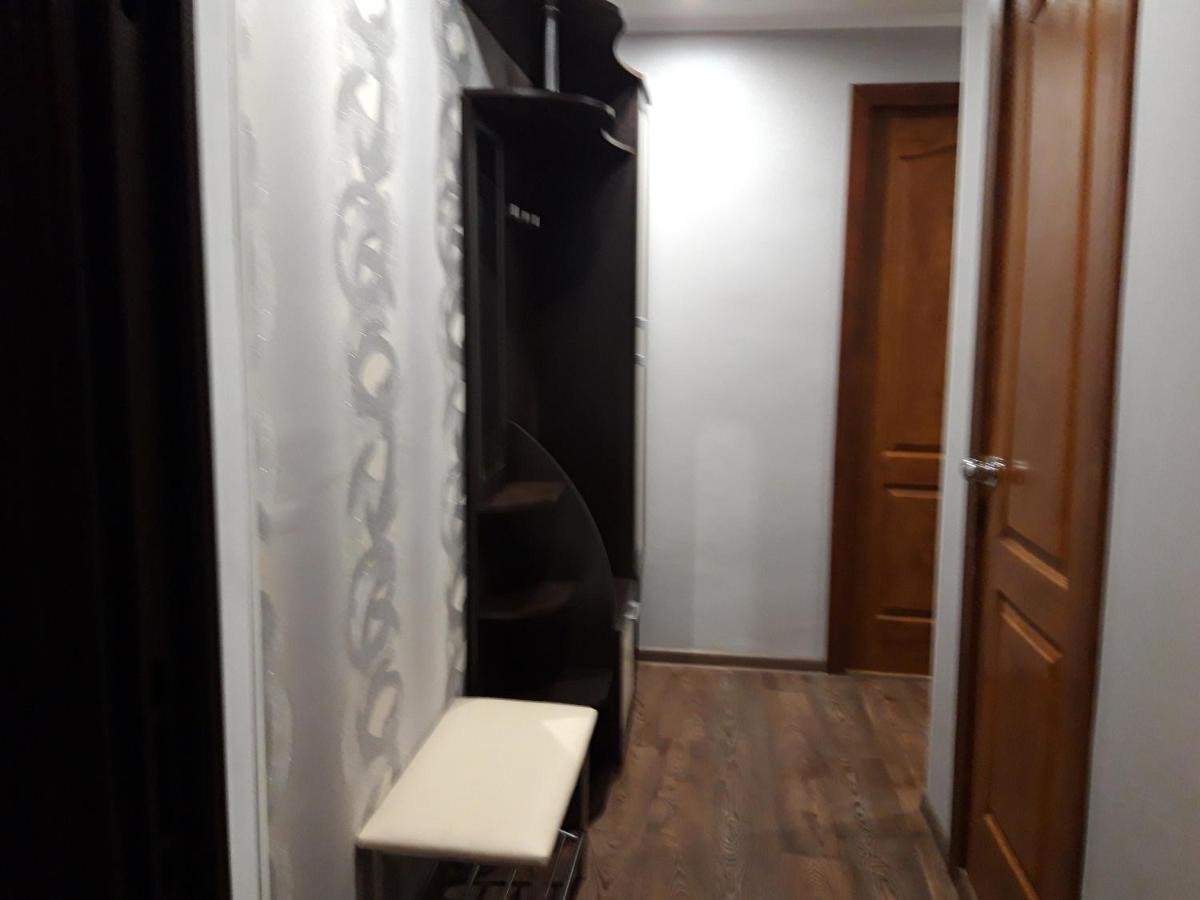 Лысьва: Apartment on Smishlyaeva 28