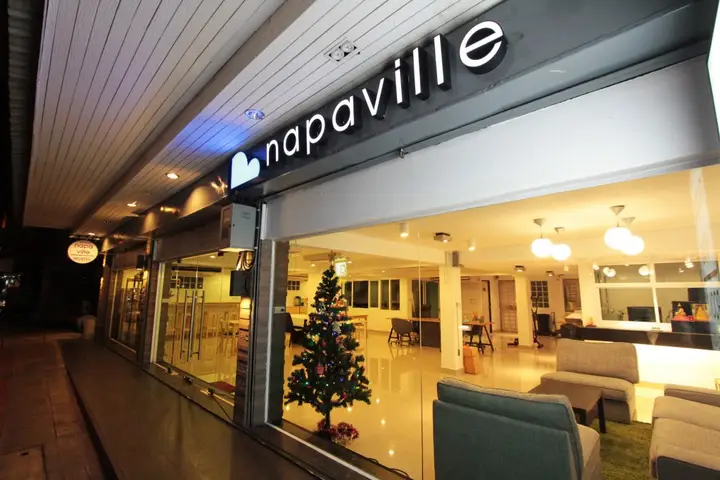 Бангкок: Napaville Huai Khwang Hostel