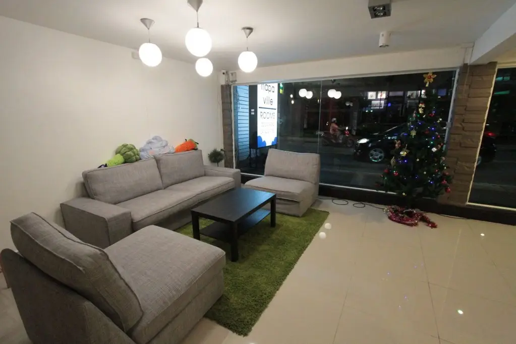 Бангкок: Napaville Huai Khwang Hostel