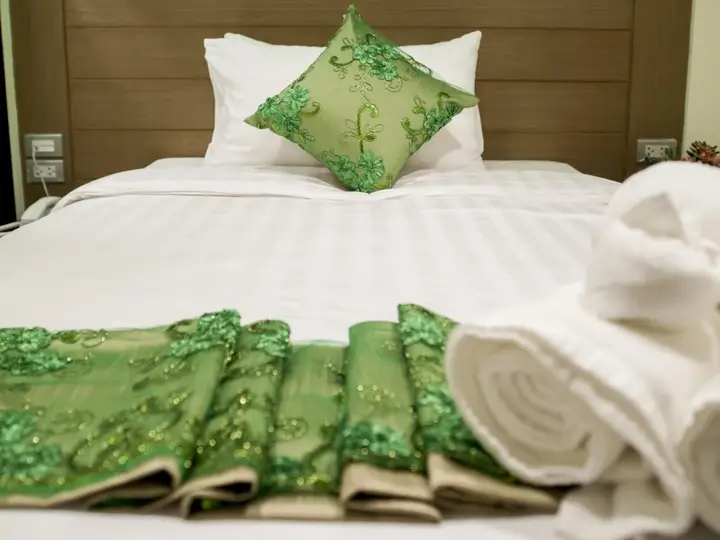 Бангкок: Eleven Avenue Suites Bangkok