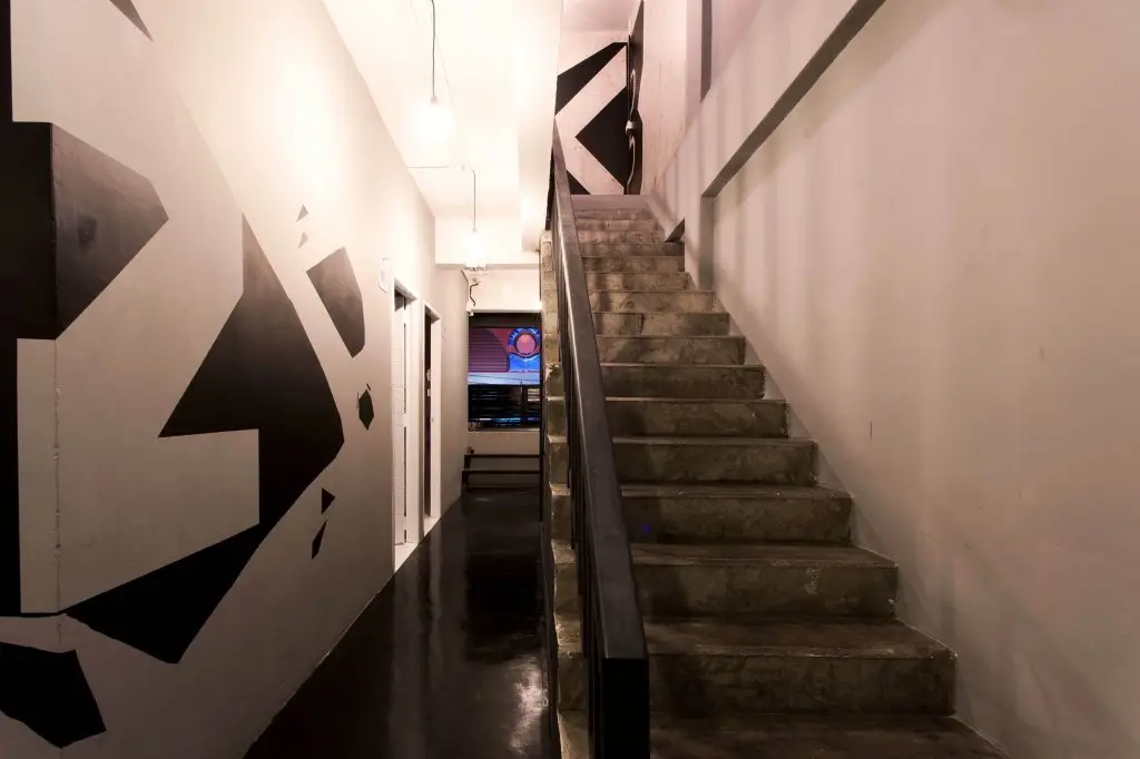 Муанг: Meroom Hotel