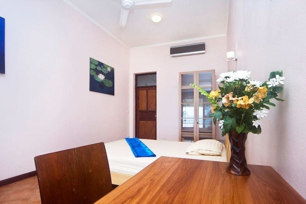 Ко-Пханган: Baan Jai Dee Beach Front Hotel