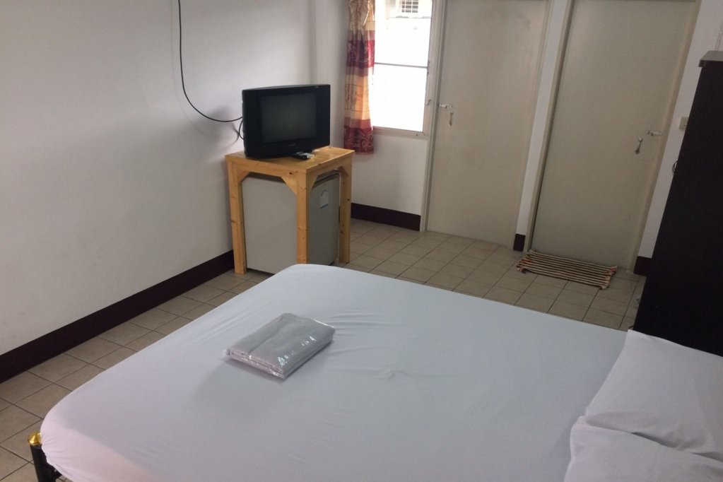 Бангкок: NR Guesthouse