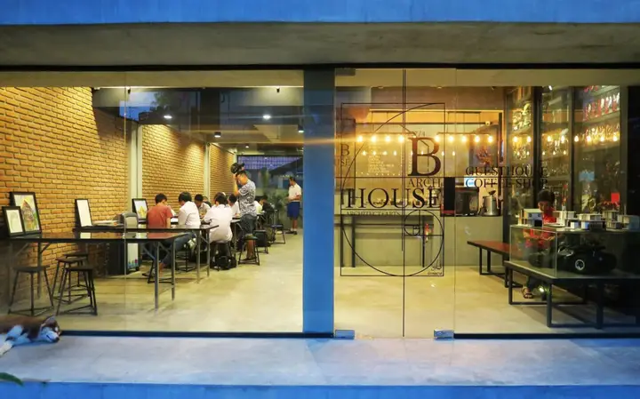Чиангмай: B Arch House