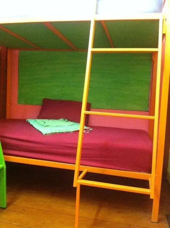 Чиангмай: Elephant Retirement Hostel