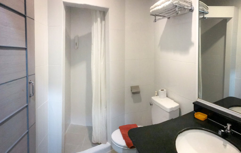 Бангкок: J TWO S Pratunam Hotel