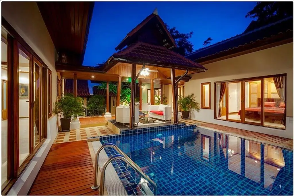 Паттайя: Residences Pattayalux