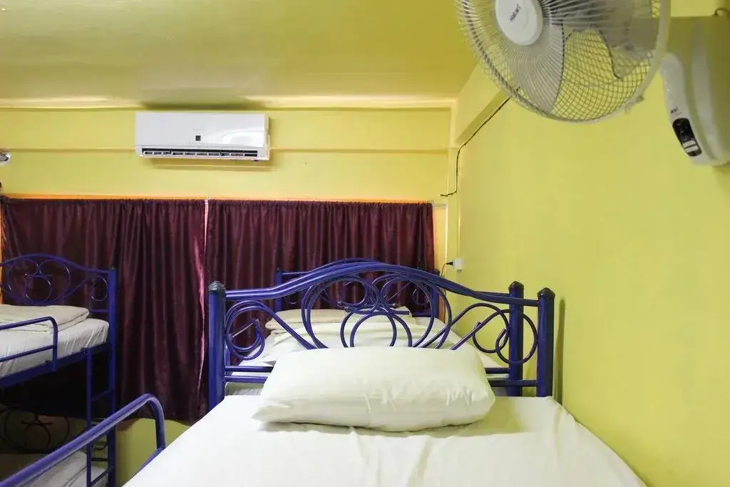 Бангкок: Home Hug Hostel - Adults