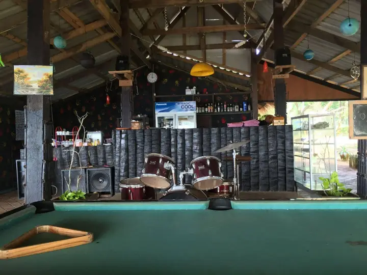 Ко-Мак: Banana Sunset Bar & Bungalows