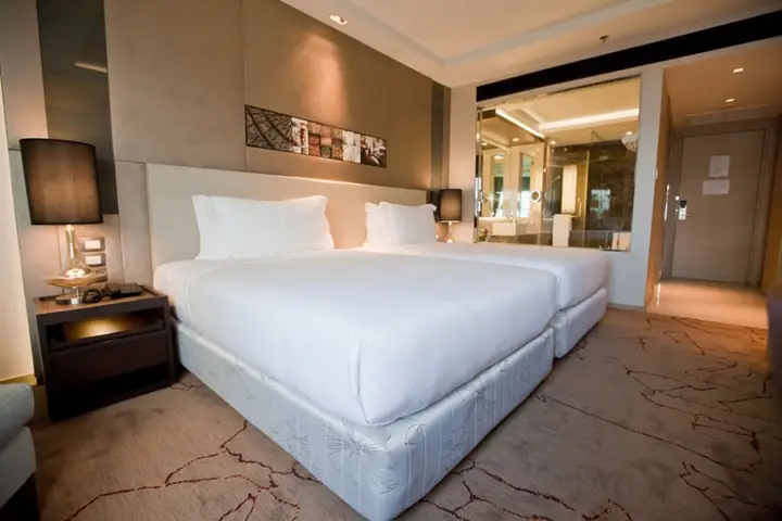 Бангкок: Graceland Bangkok Residence