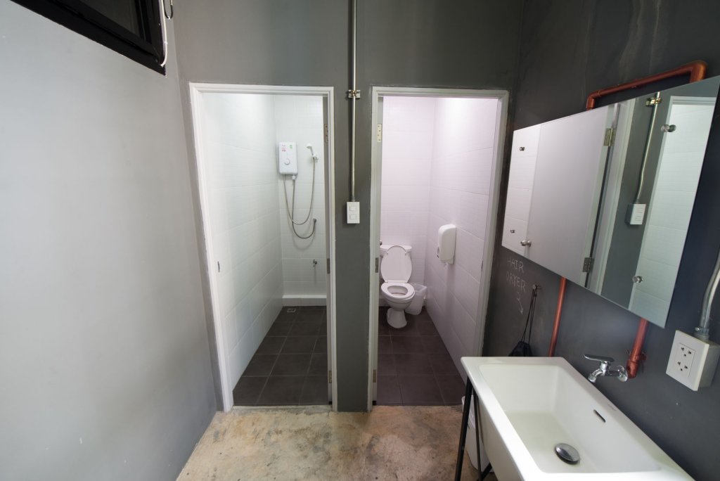 Чиангмай: Box Hostel N Cafe