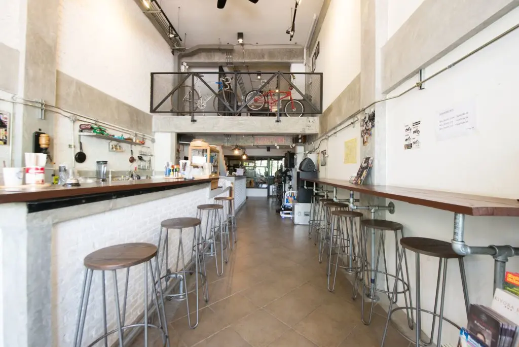 Чиангмай: Box Hostel N Cafe