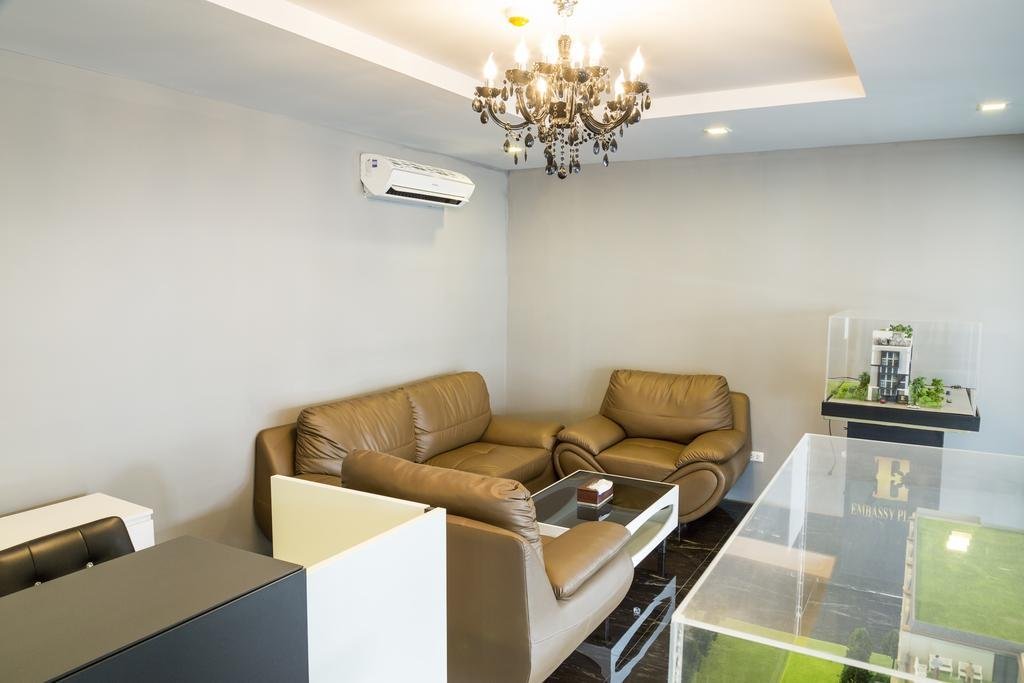 Самутпракан: Naptel Embassy Place