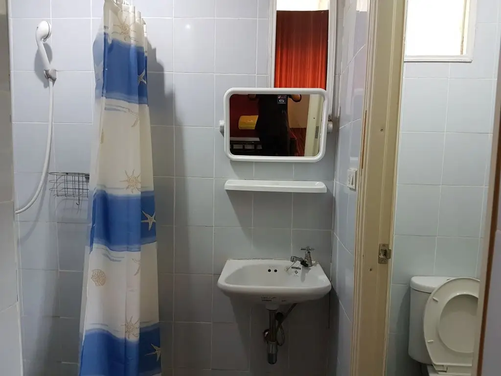 Канчанабури: Aajam Riverfront Rooms