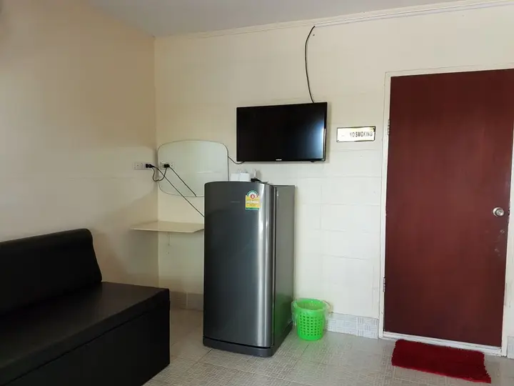 Канчанабури: Aajam Riverfront Rooms