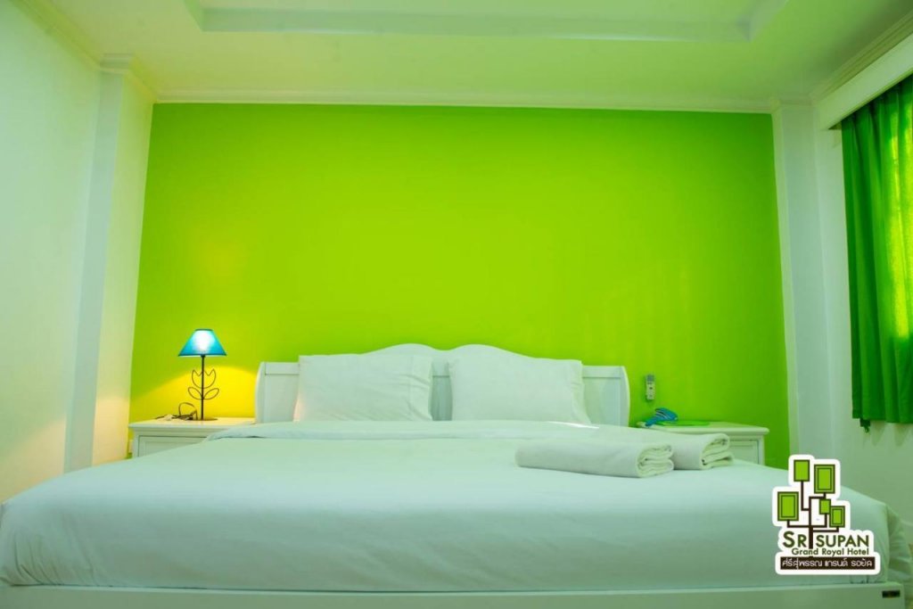 Srisupan Grand Royal Hotel — фото 1