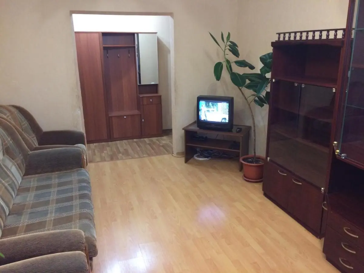 Чайковский: Apartments Vizit