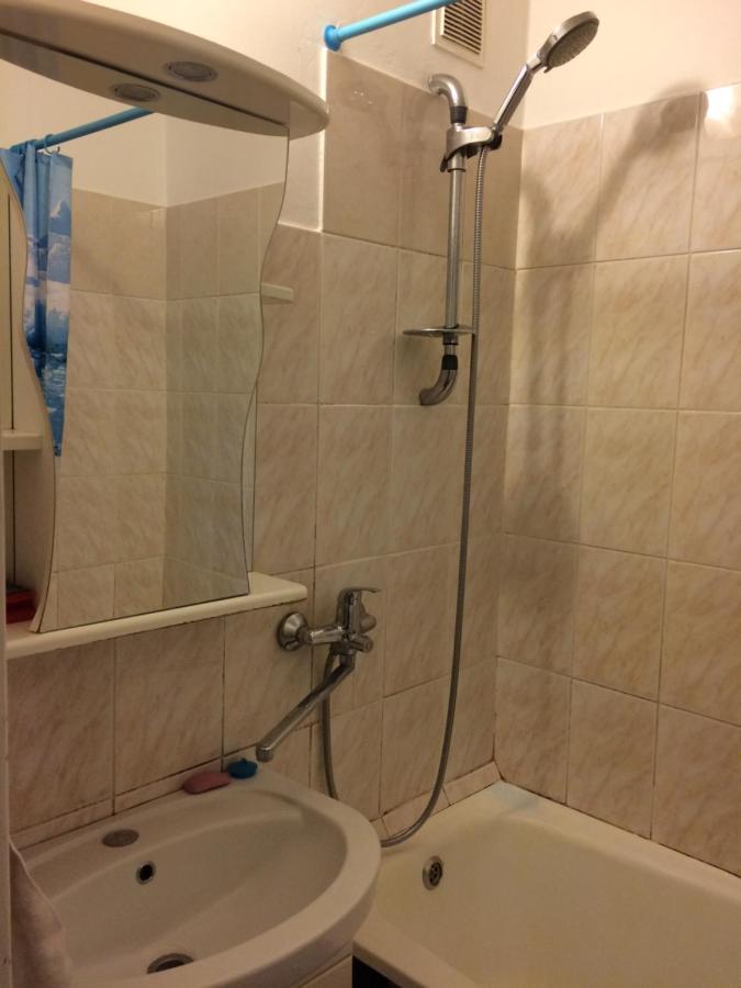 Чайковский: Apartments Vizit