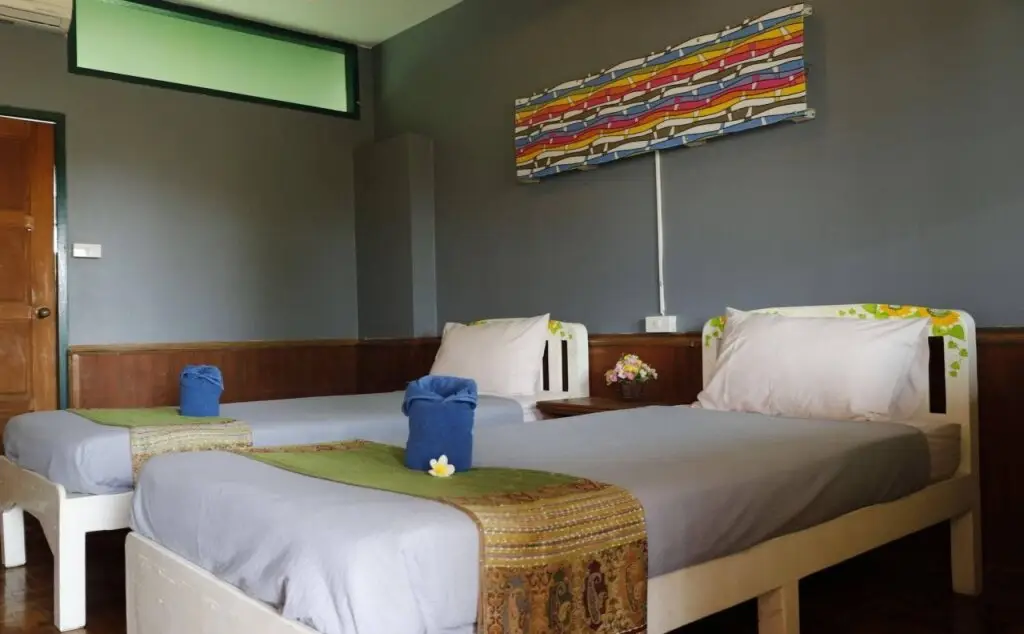 Паи: Pai Country Home