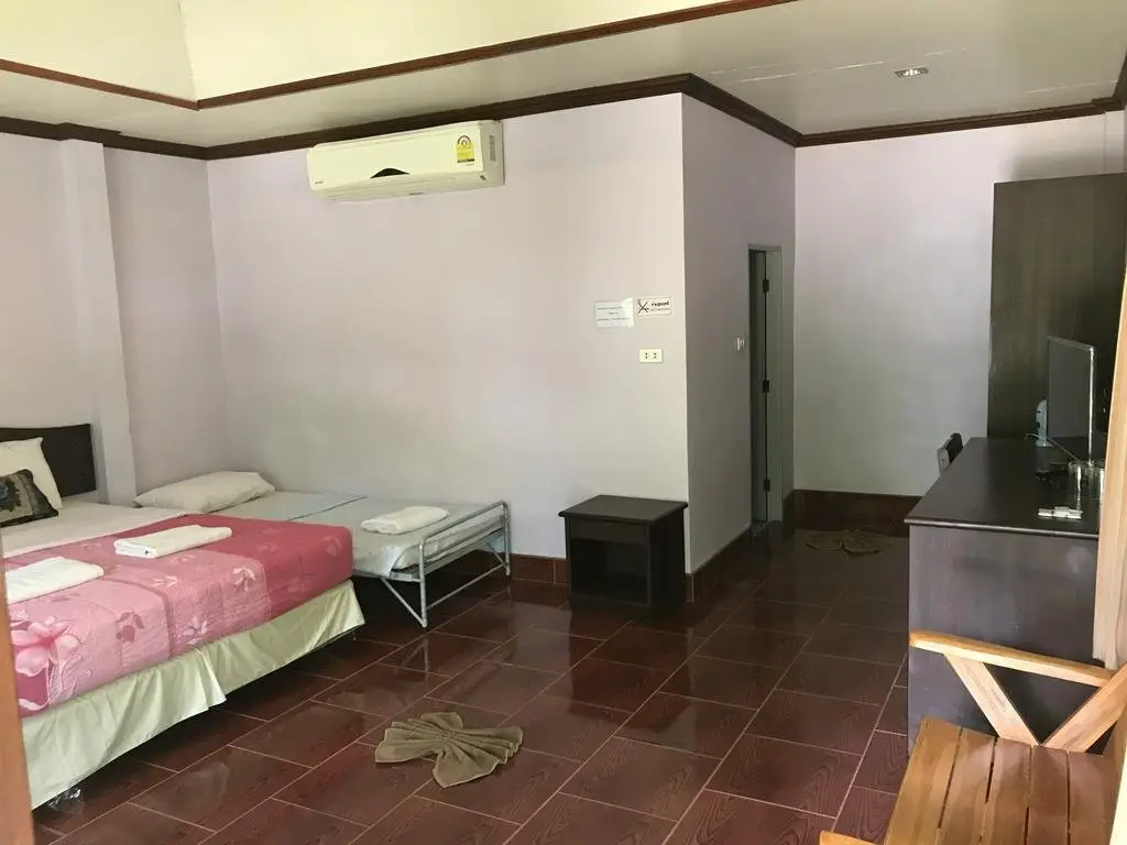 Краби: Cashew Nut Bungalows