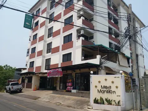 Merit Mansion — фото 1