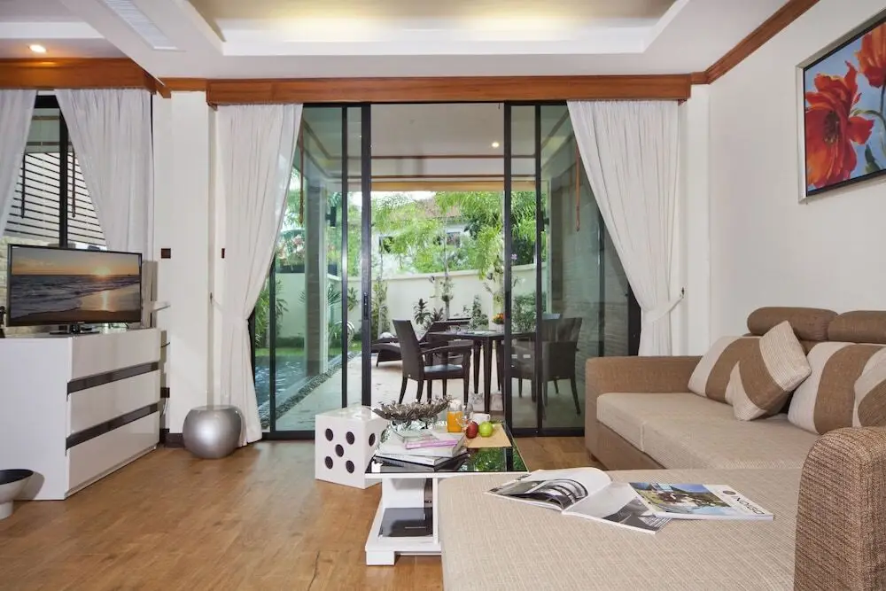 Тхаланг: BangTao Tara Villa Four