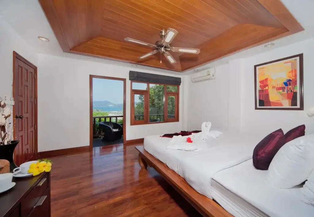 Кату: Phuket Villas at Patong Hill Estate