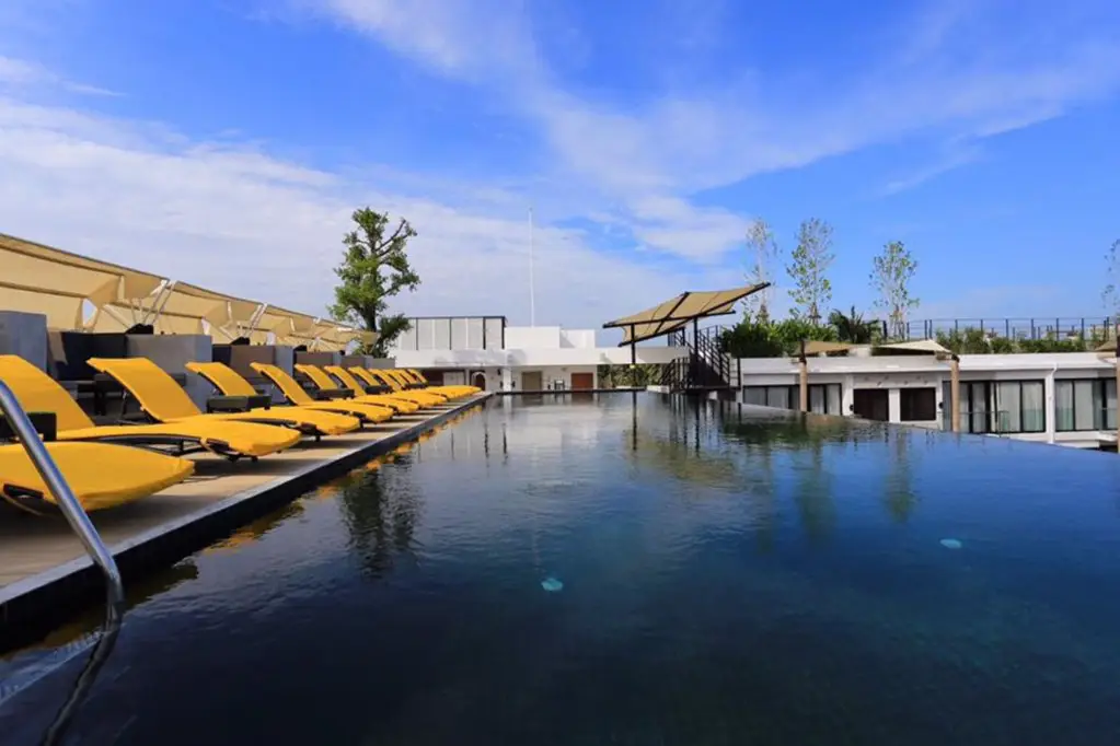 Сам-Рои-Йот: Varinah Resort
