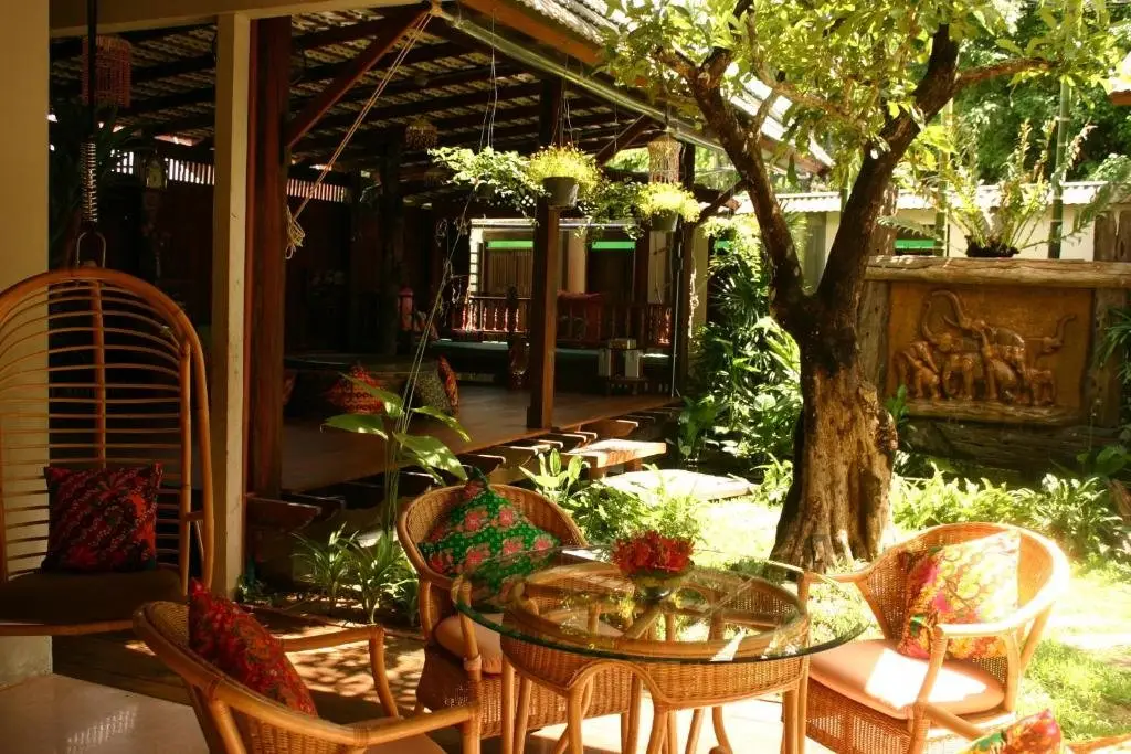 Чиангмай: The Khom Chiang Mai