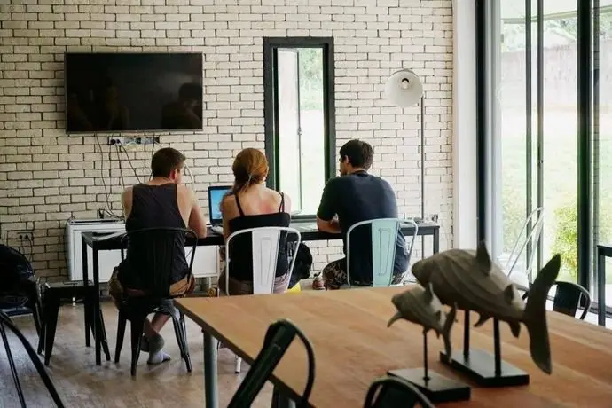Као Лак: Monkey Dive Hostel Yolo Khaolak