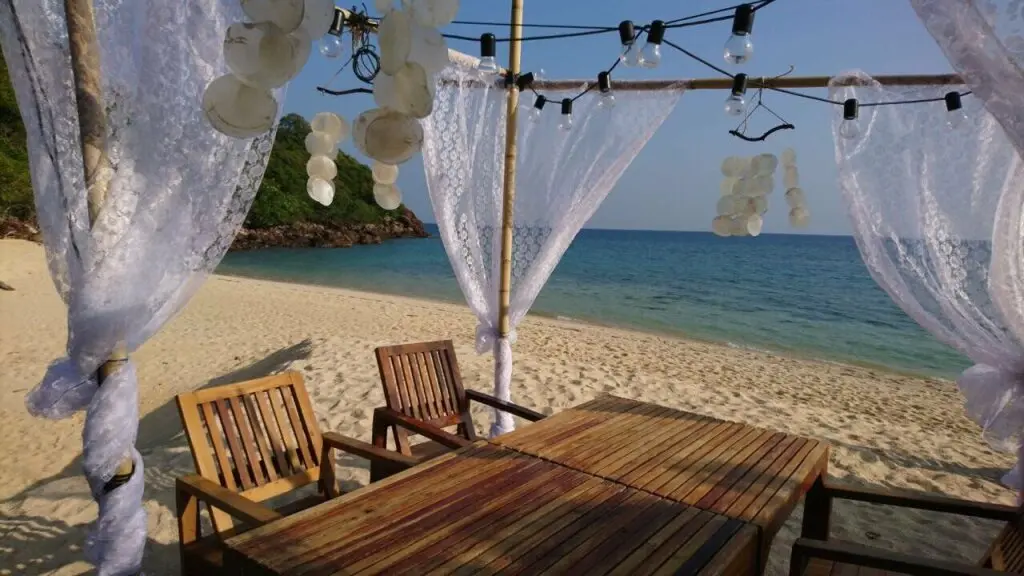пляж Ао Каунтонг: Koh Ngai Paradise Beach Resort