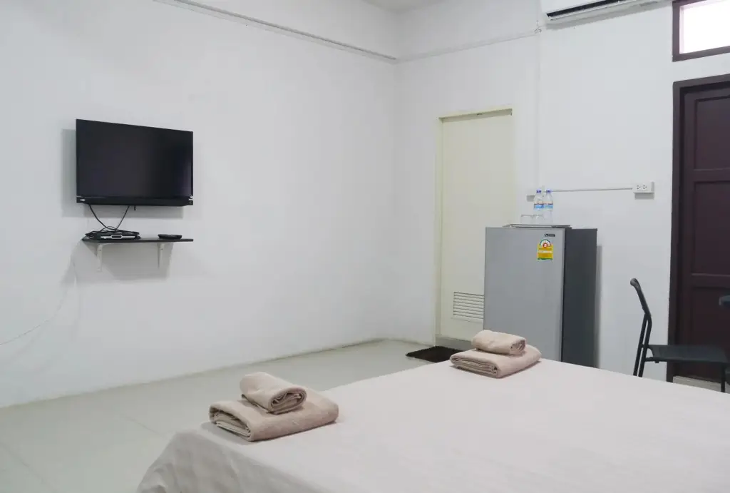 Бангкок: Baan Mai Guest House