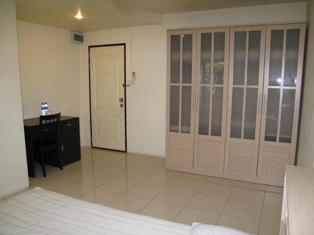 Бангкок: Grand View Condominia