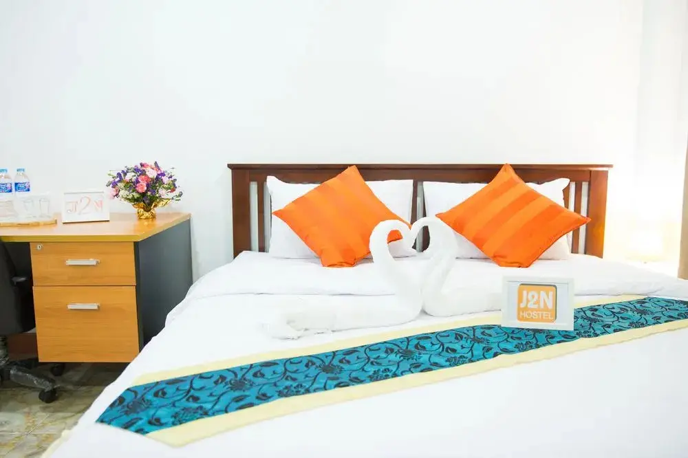 Бангкок: J2N Hostel