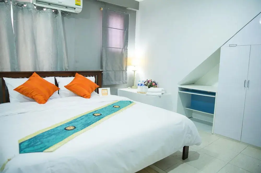 Бангкок: J2N Hostel