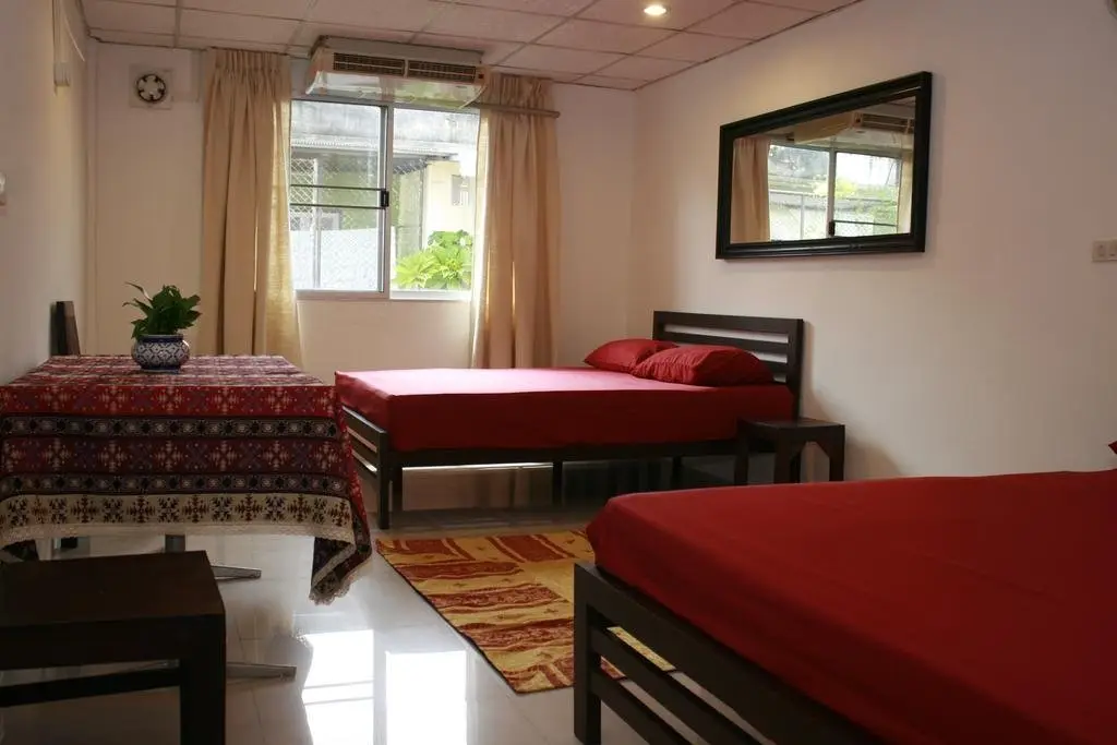 Бангкок: Miggy Guest House - Adults Only