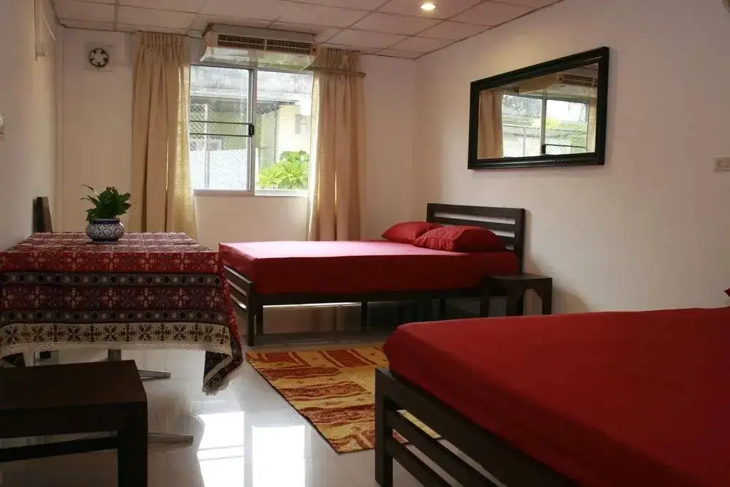 Бангкок: Miggy Guest House - Adults Only