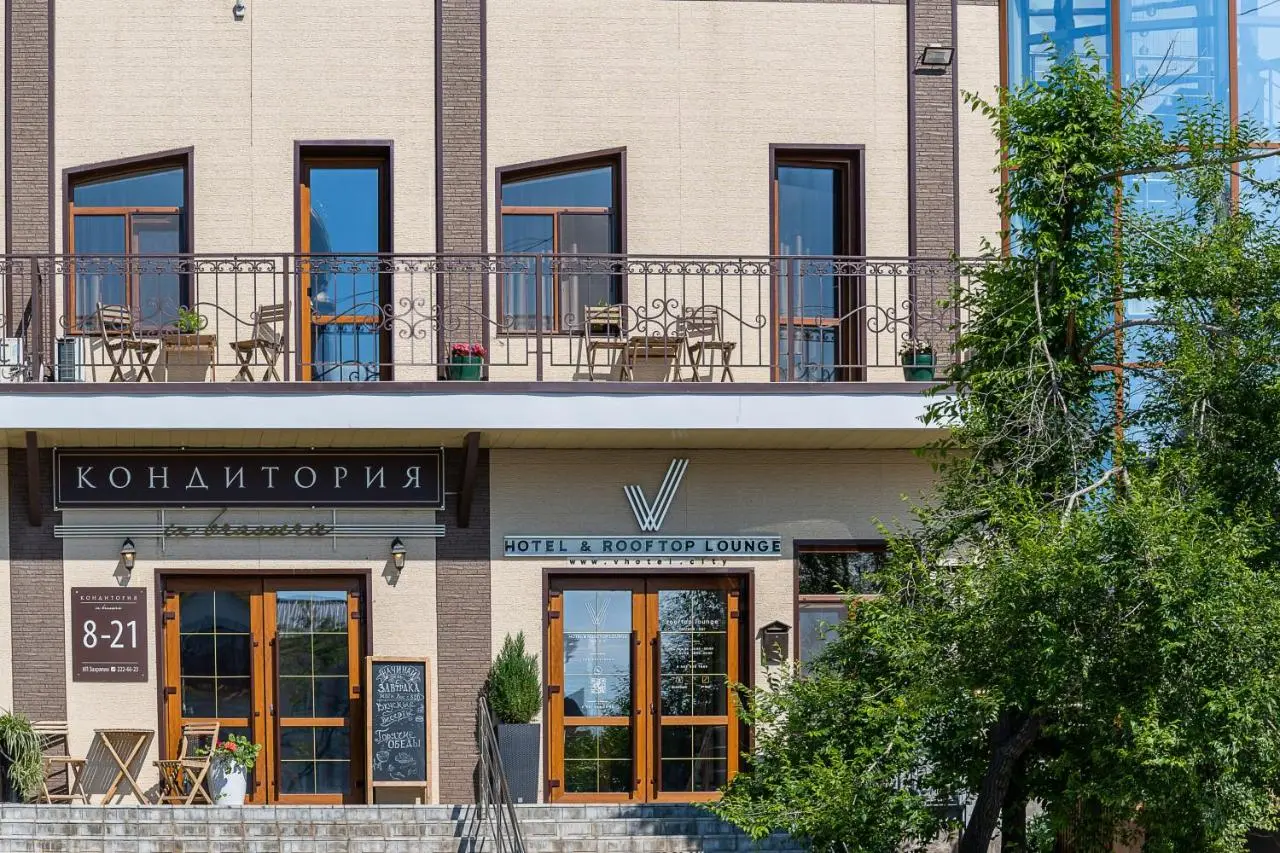 Владивосток: Отель V Hotel&Rooftop Lounge