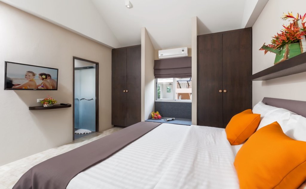 Тхаланг: The LifeCo Phuket