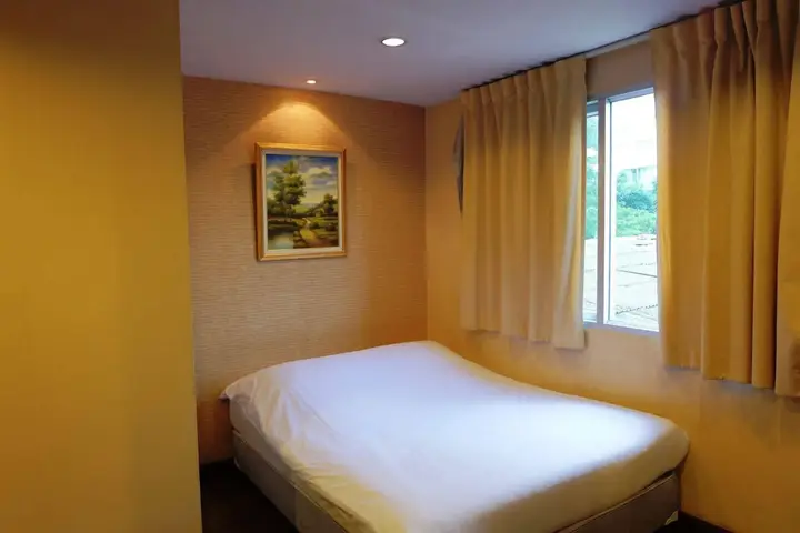 Бангкок: Take A Rest Hotel