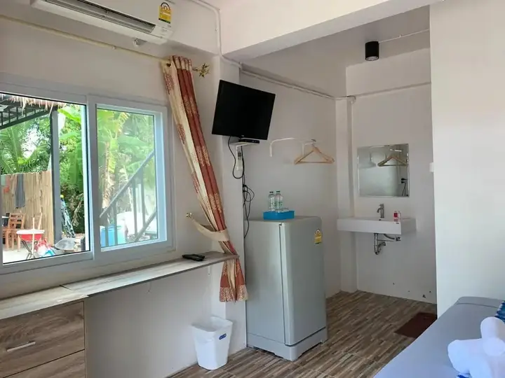 Старая часть Ланты: Smile Bungalow Koh Mook
