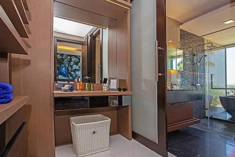 Equilibrium Rawai Villa - 4 Bed — фото 1