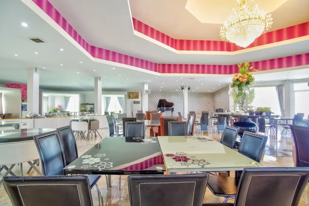 Утхай: Thaiasia Goldensea Resort