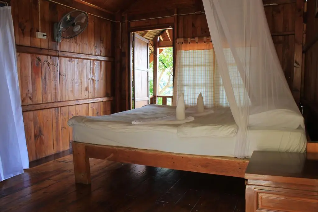 Остров Тау: Seaview Resort