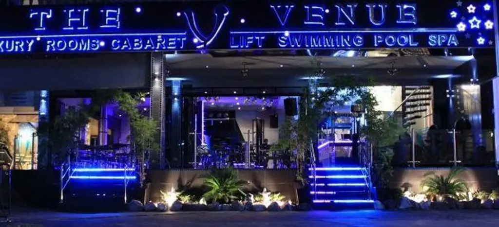 Паттайя: The Venue Residence and Cabaret