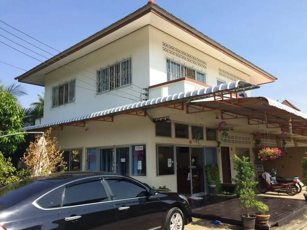 Тхаланг: TN Guesthouse