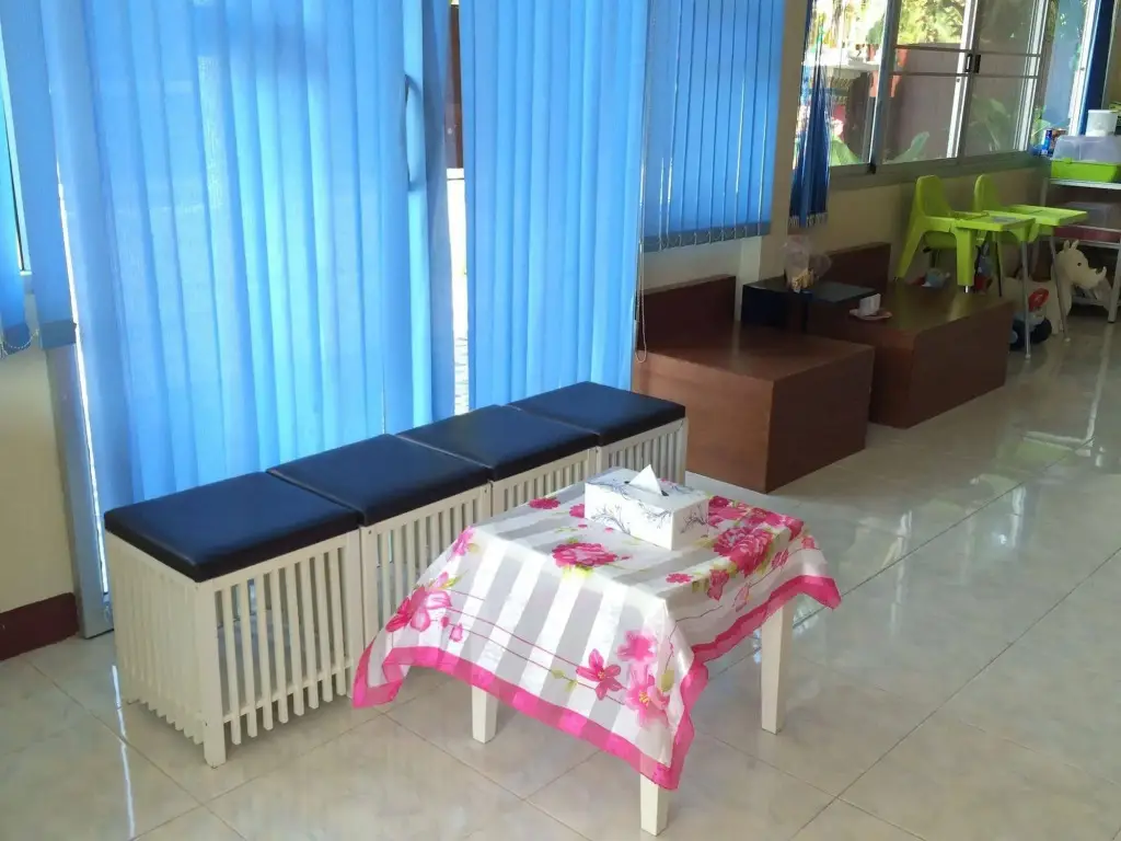 Тхаланг: TN Guesthouse