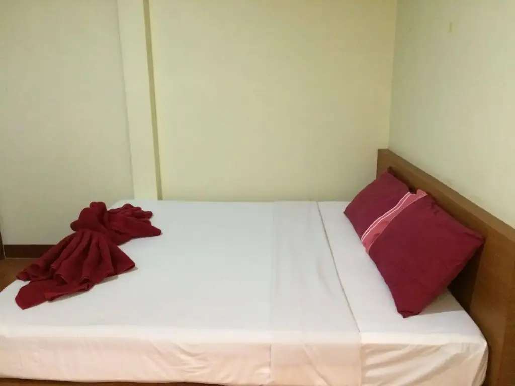 Тхаланг: TN Guesthouse