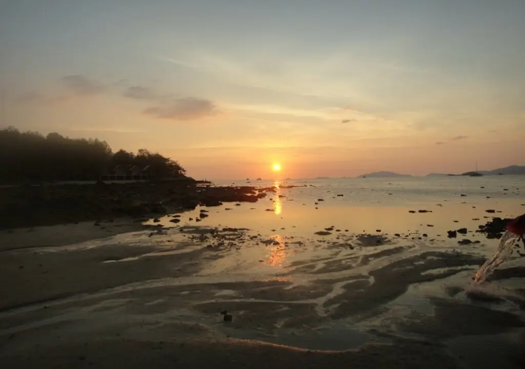 пляж Санрайз: Cozy Cove Resort