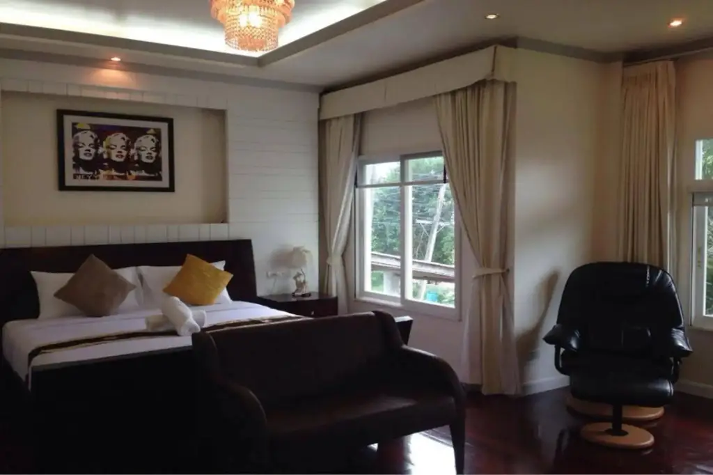 Муанг: Villa Panwa